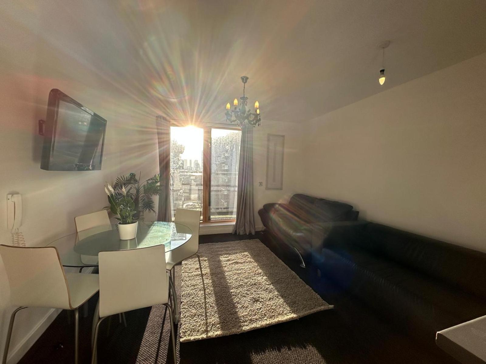 Central 2Bed 2Bath マンチェスター エクステリア 写真